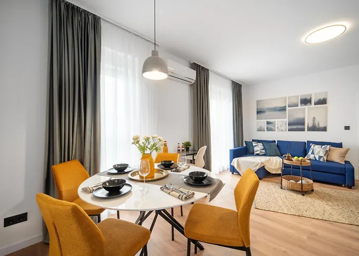 Smart - Gloria Avenue - By Openhouse Apartment