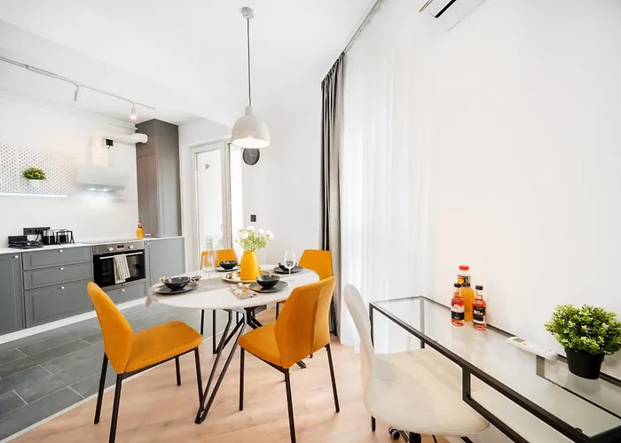 Smart - Gloria Avenue - By Openhouse *