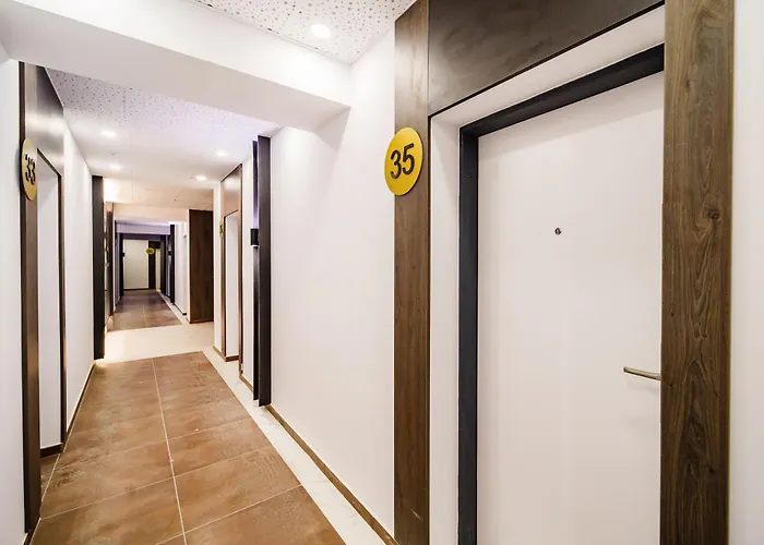 Apartment Smart - Gloria Avenue - By Openhouse