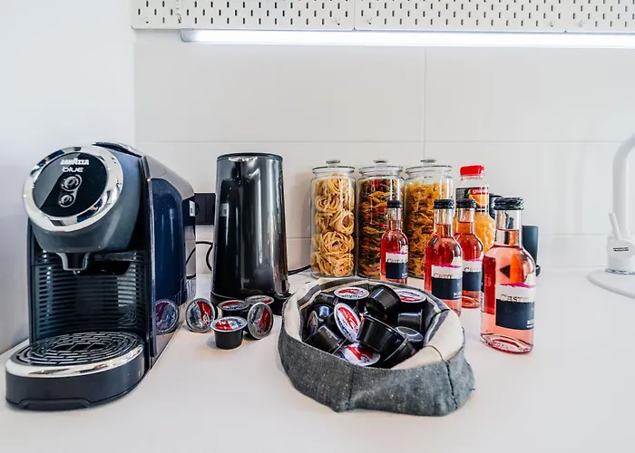 Apartment Smart - Gloria Avenue - By Openhouse *